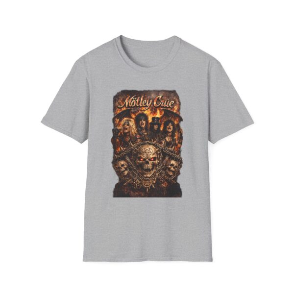 Mötley Crüe Vintage Rock Band T-Shirt — Fiery Skull Tour Tee