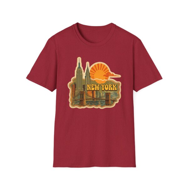 9755376461518402522_2048.jpeg New York Retro Sunset T-Shirt